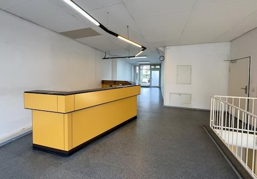 Raum 1 Obergeschoss - Blick Theke