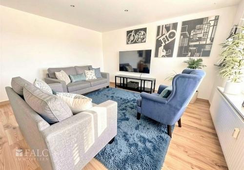 Wohn-Esszimmer (mit KI eingerichtet)