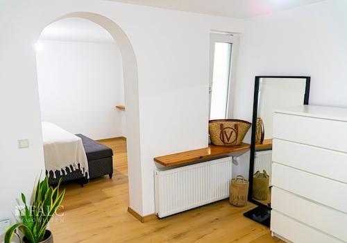 Ankleide-/Schlafzimer