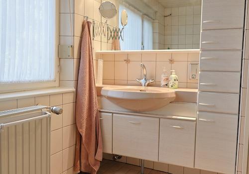 Duschbad im Erdgeschoss