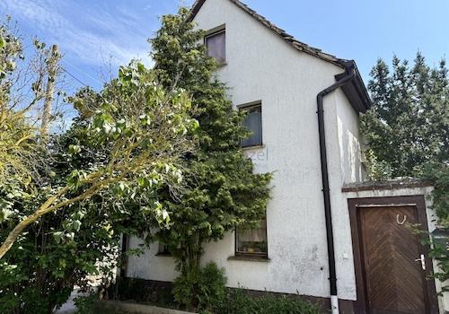 Charmantes Einfamilienhaus mit Potential 