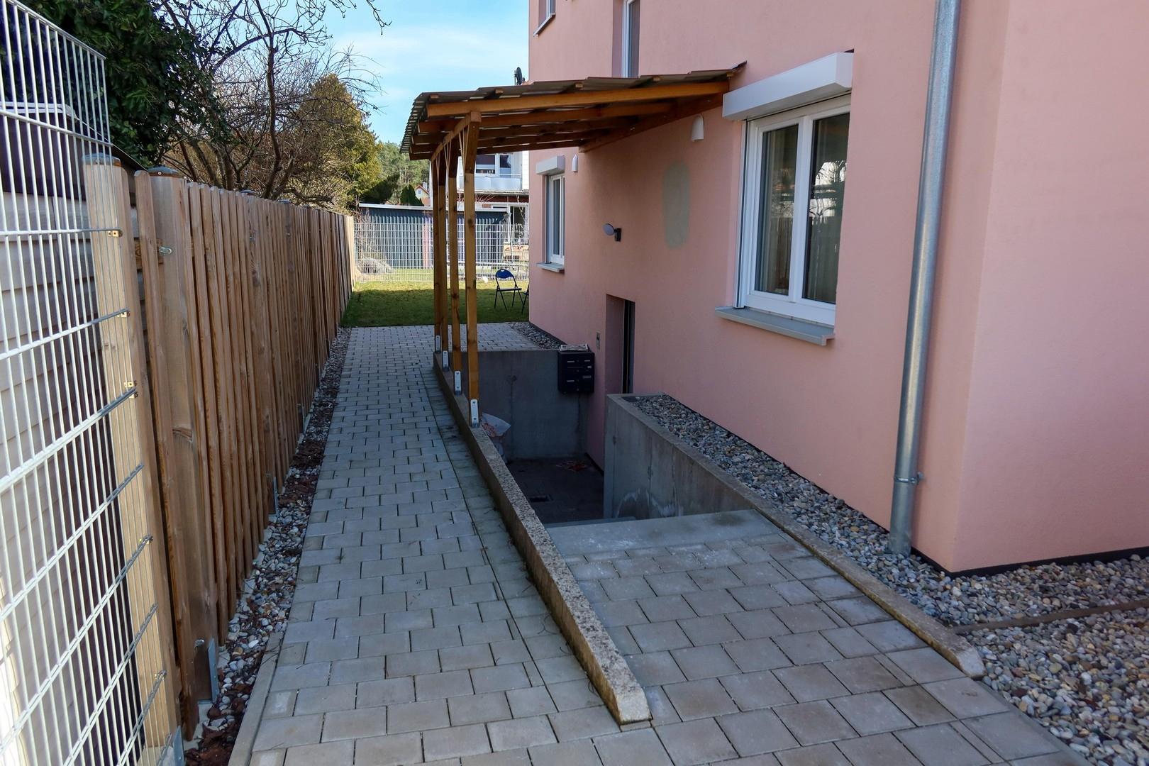 Überdachter Hauseingang