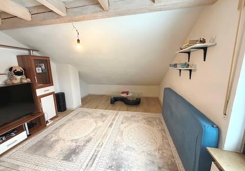 Wohnen DG Links Bild II