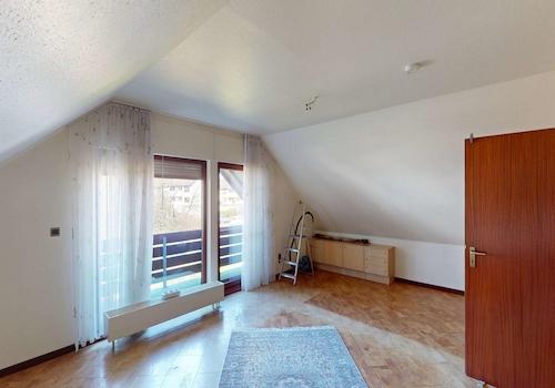 Schlafzimmer mit Balkon