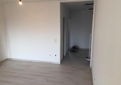 Wohnzimmer-Blick zum Flur