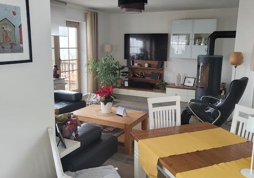 Wohnzimmer mit Kaminofen