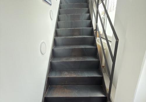 Treppe zum Obergeschoss