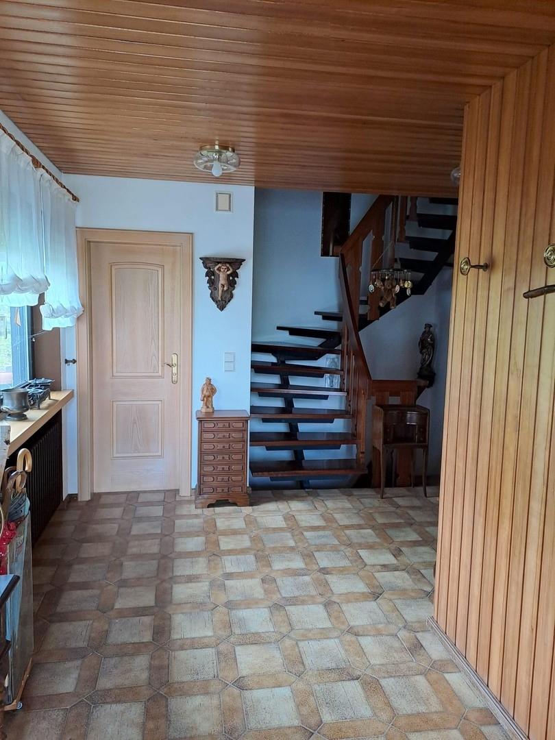 Flur mit Treppe