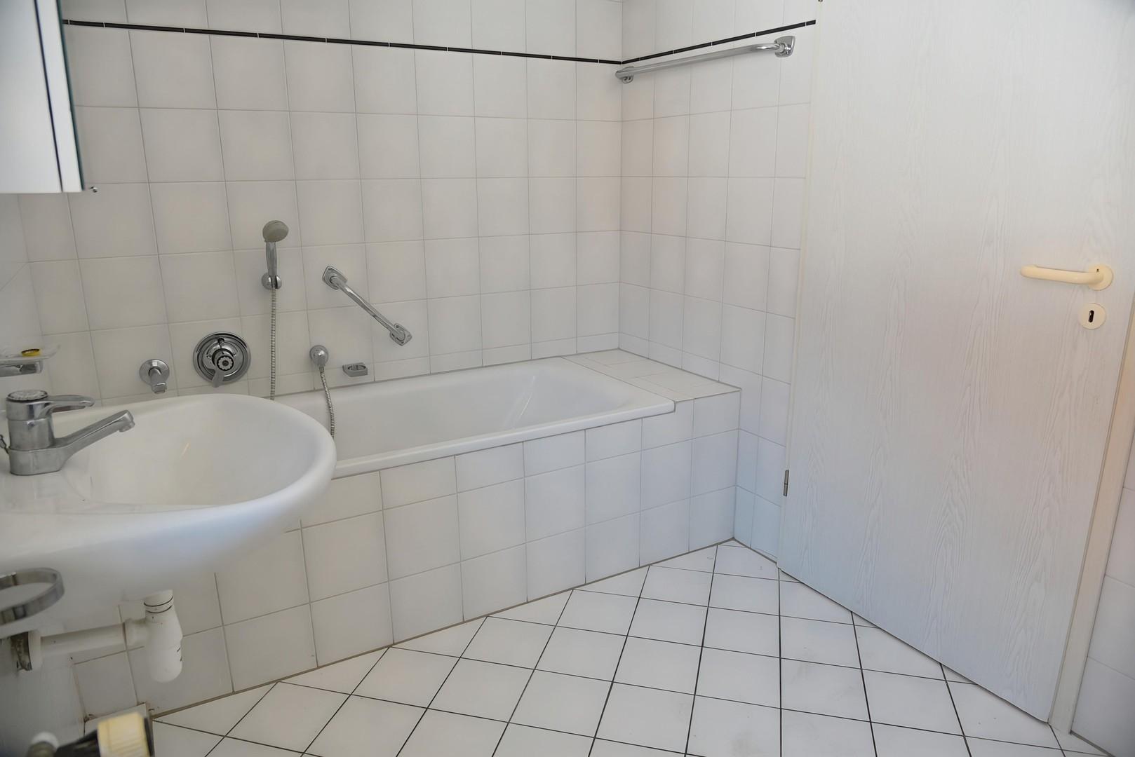 Badezimmer Badewanne