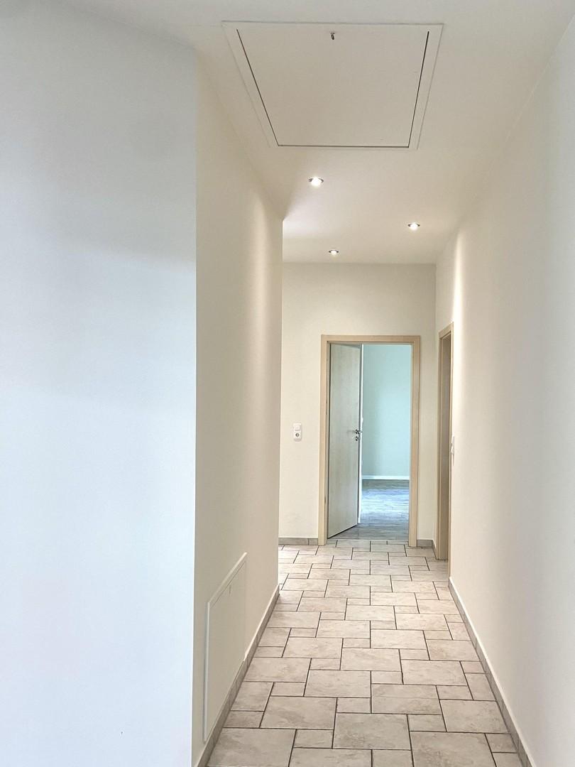 Flur v. WZ aus fotografiert