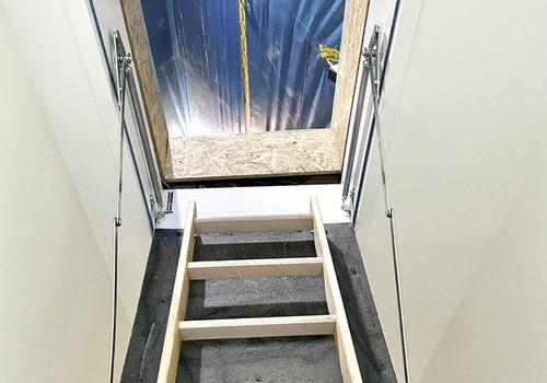 Aufgang zum Dachboden