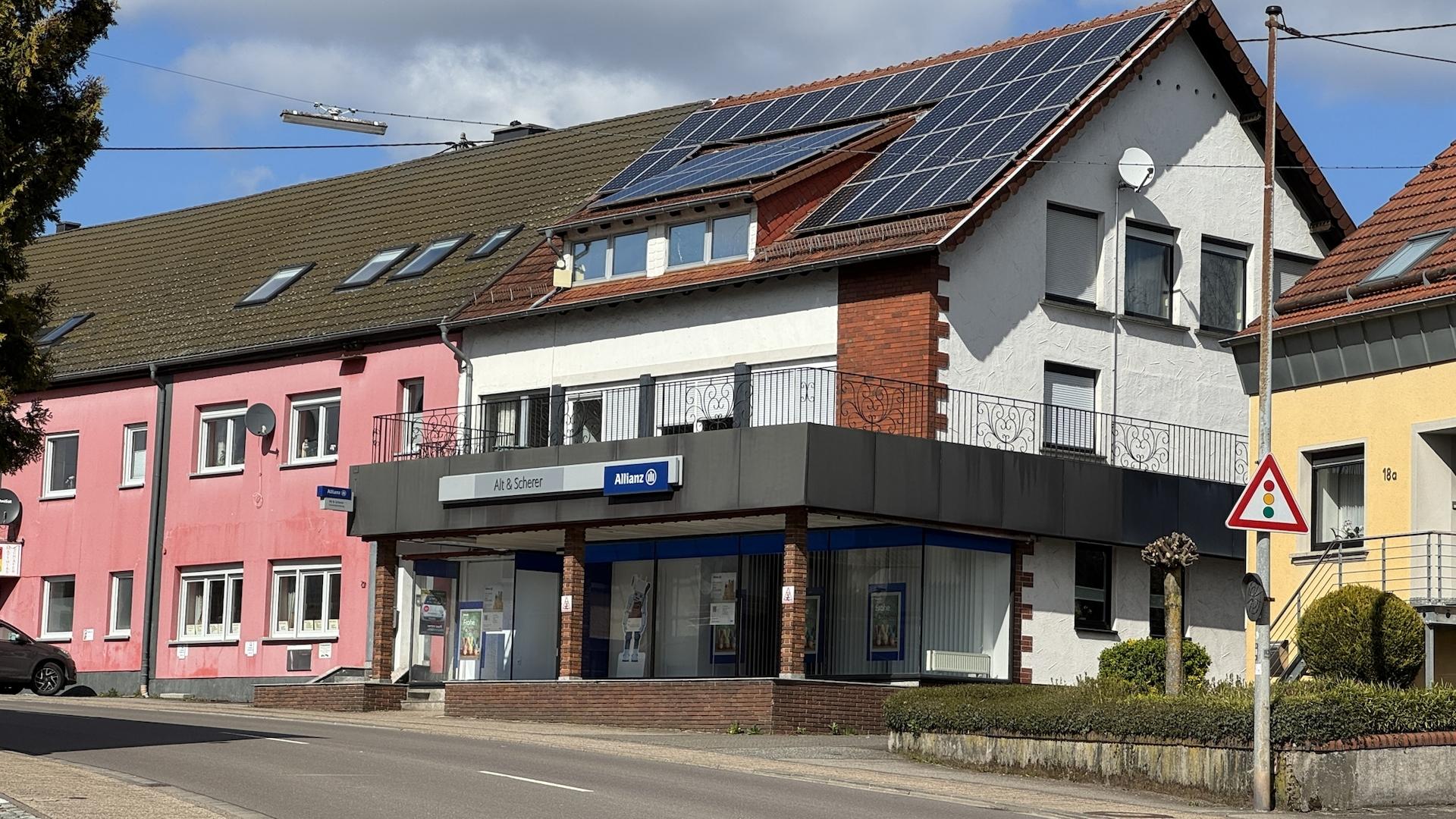Straßenansicht