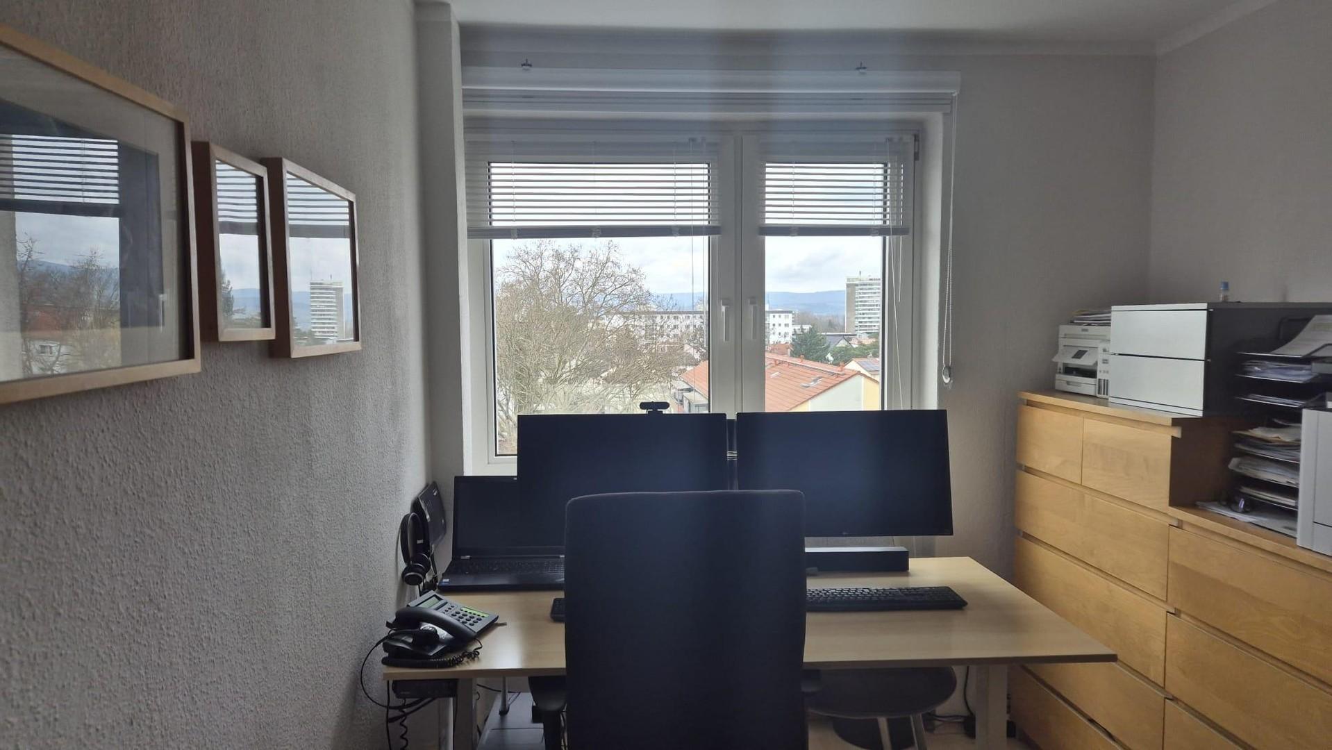 Arbeitszimmer
