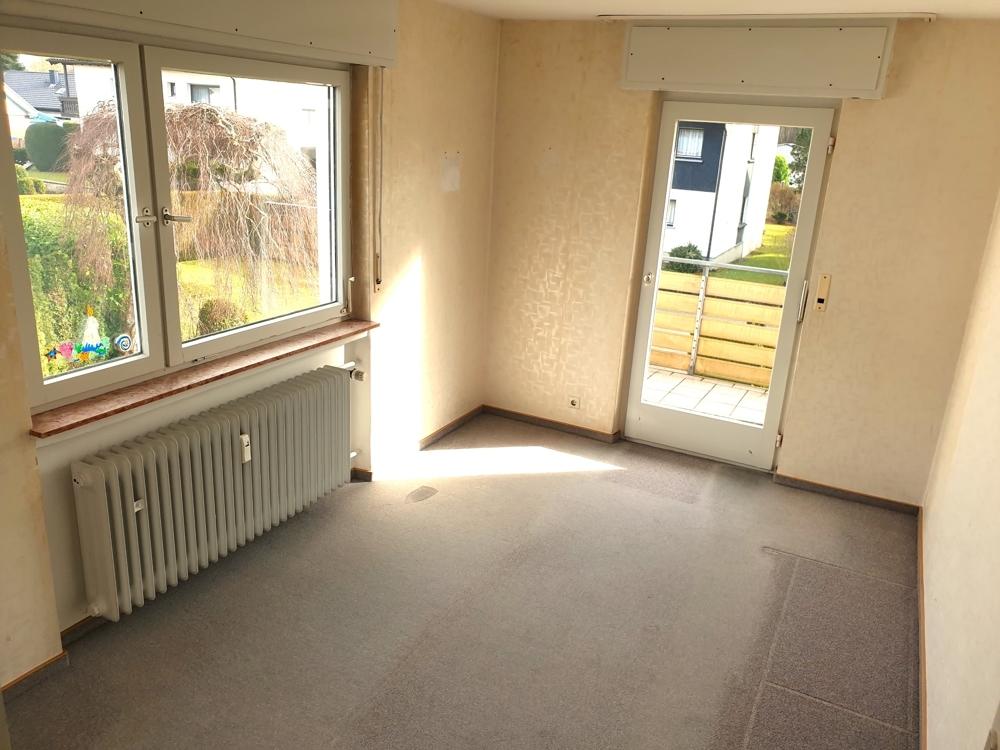 z.B. Kinderzimmer mit Balkon