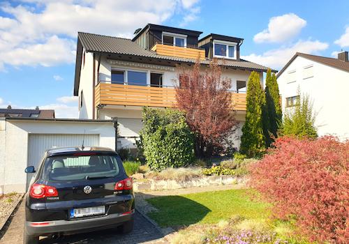 Garagen und Stellplätze