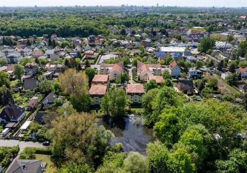 in green and quite area - close to city centre