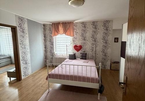 418C66E4-3ED8-41EF-927A-E303F87A563D