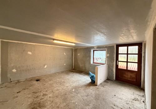 Keller 2 mit Zugangstür 