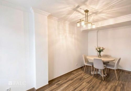 Wohnzimmer - (KI generiert)