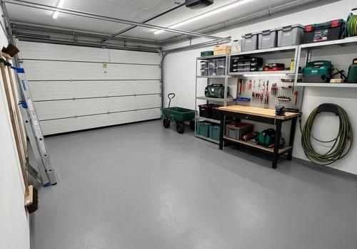 Garage EG