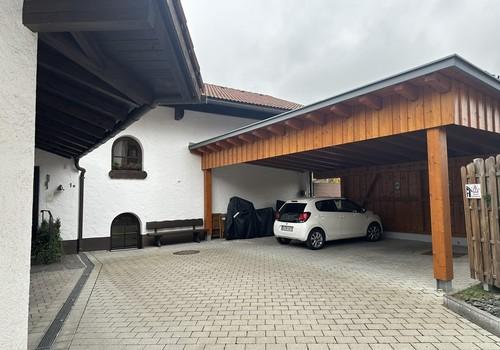 Carport mit 3 Stellplätzen