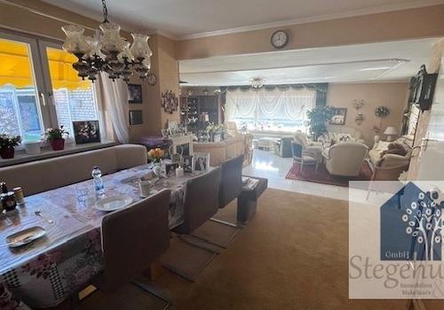 Essbereich im Wohnzimmer