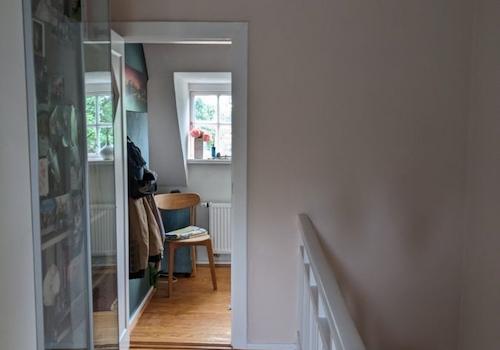 Treppenflur OG zum Osten Richtung Zimmer 3