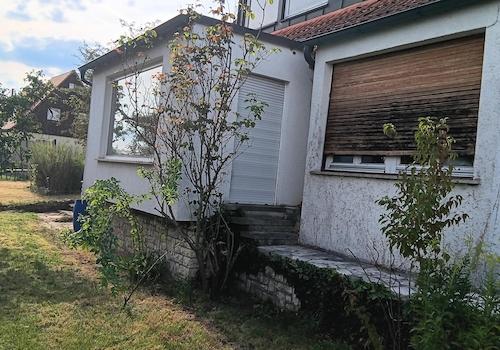 Südseite mit Garten