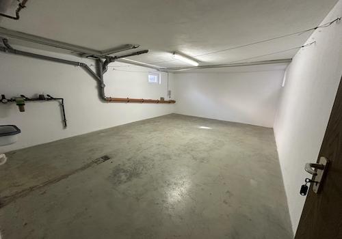 Keller unter Schlafzimmer