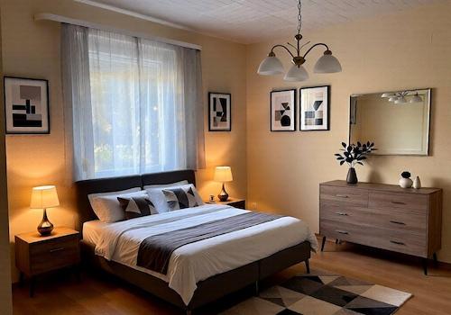 Erdgeschoss Schlafzimmer