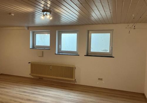 Wohn-/Schlafzimmer im UG