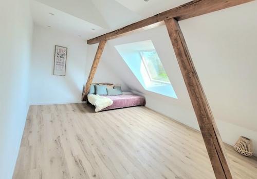 Screenshot_20251211_230501_Gallery