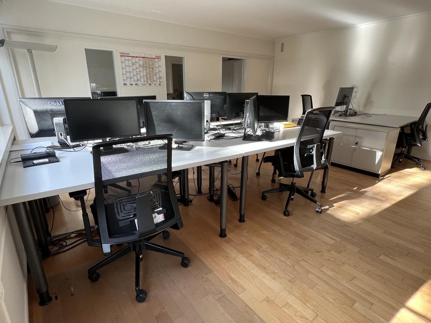 1.OG Büro 1  (hier für 8 MA)*