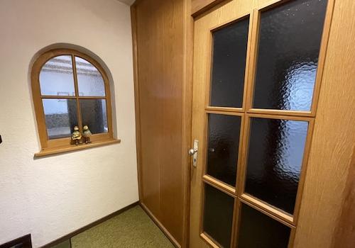 Eingang in die Wohnung im 1. OG