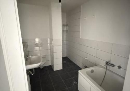 12 Bad nach Sanierung Beispiel