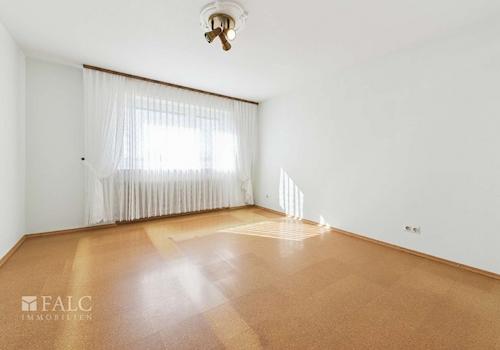 Erstes Schlafzimmer EG