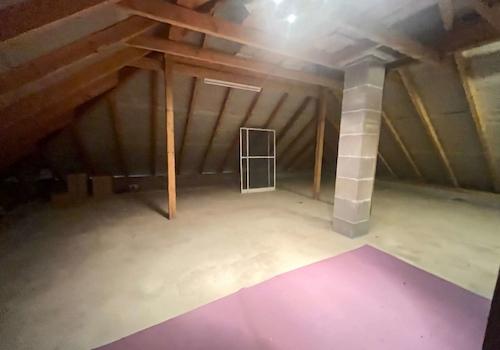 Dachgeschoss mit Betondecke