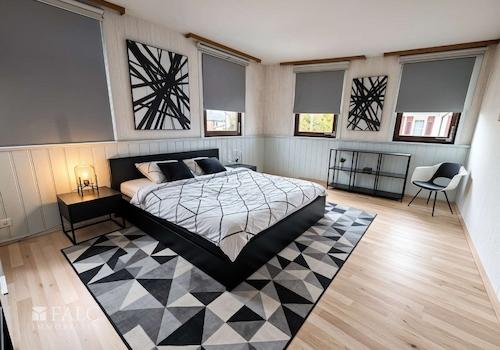 Elternschlafzimmer im Altbau (KI)