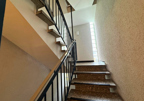 Gepflegtes Treppenhaus