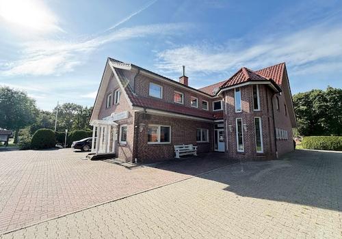 Wohnhaus mit Gaststätte