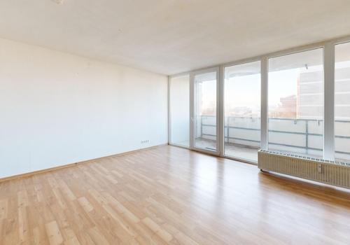 Wohnzimmer 1.0 unsaniert