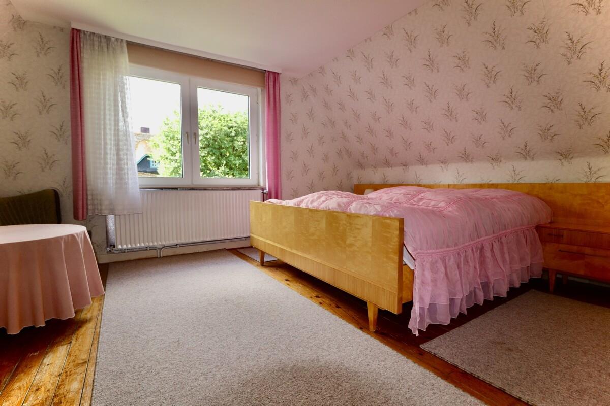 Schlafzimmer Haus Links