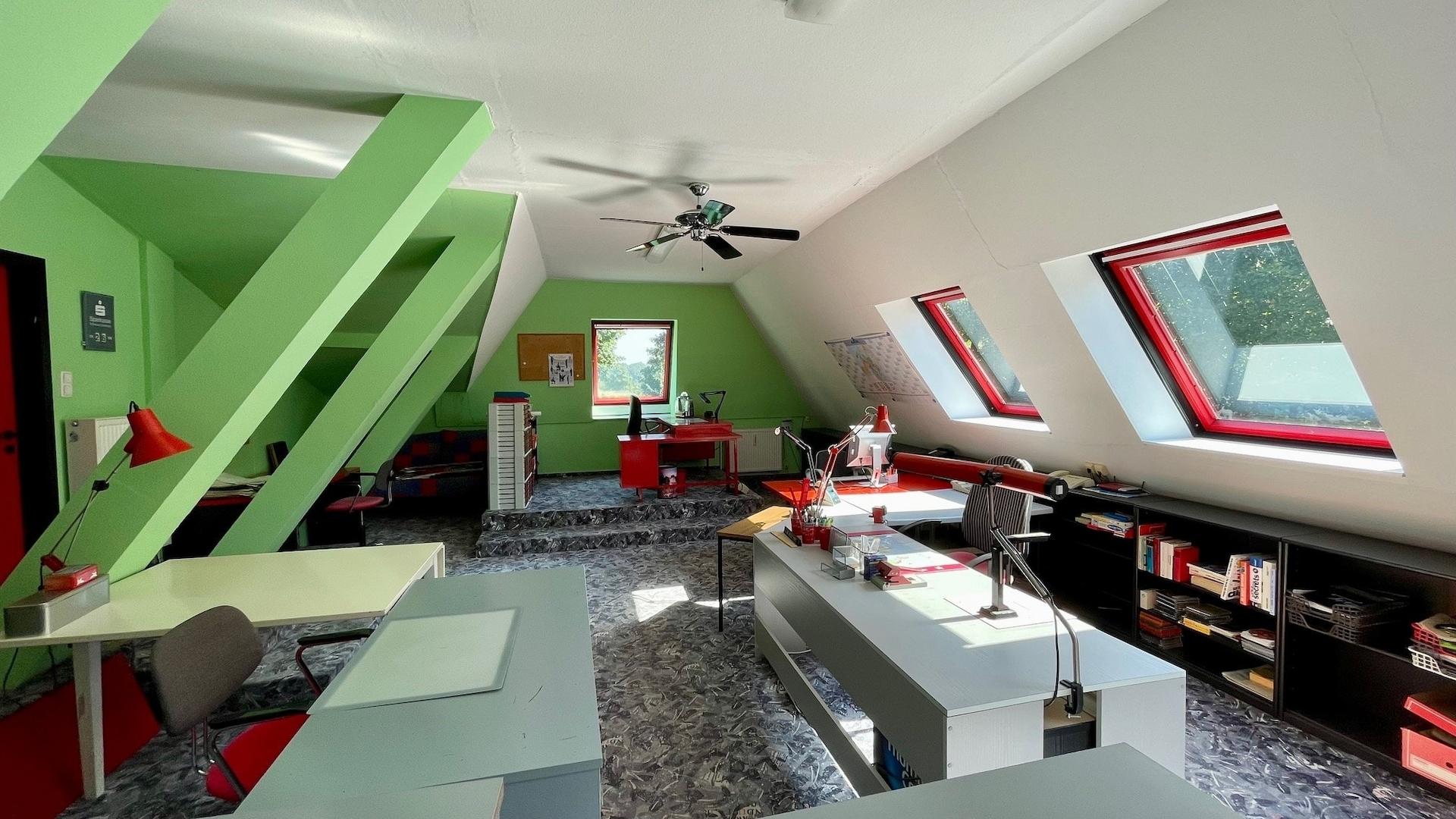 Büro im Dachgeschoss