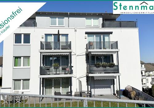 Hausansicht Rückseite mit Banner