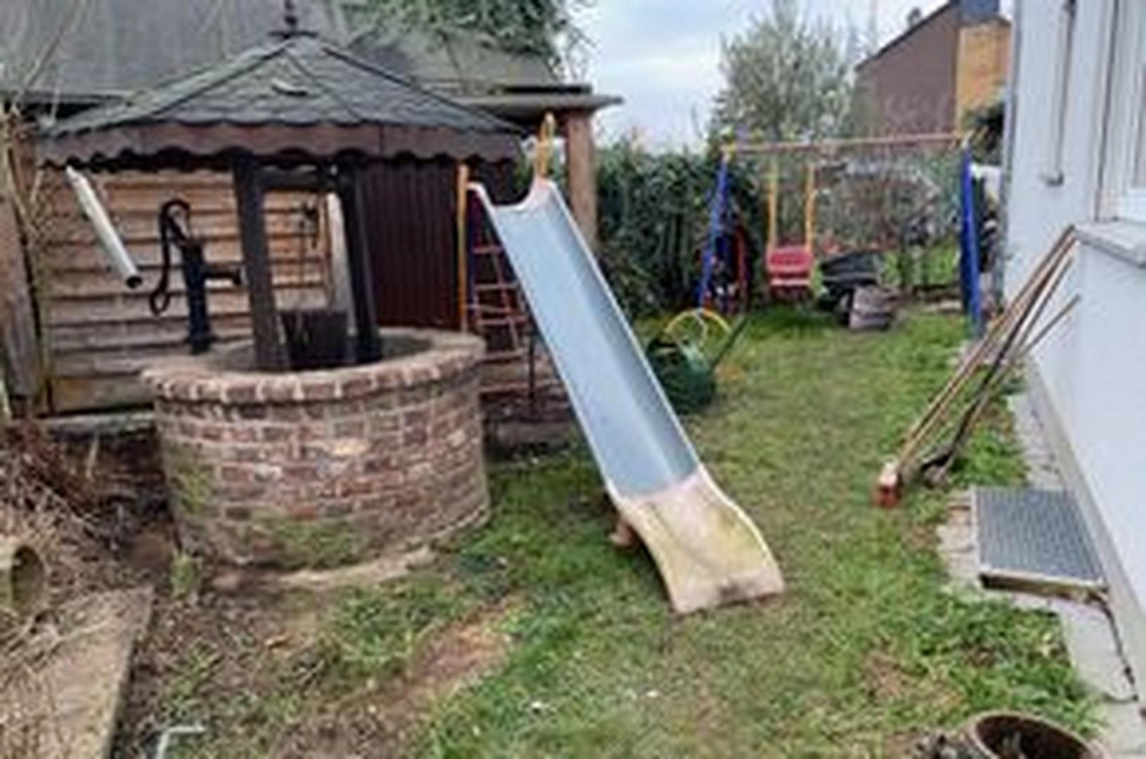 GartenBrunnenanlage Gerätehaus