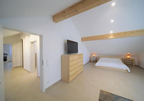 Raum 1 Dach Blick links