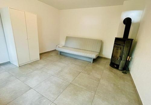 Wohnzimmer möbliert