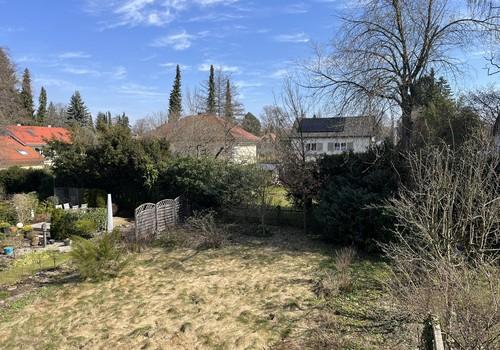 Gartenansicht vom Balkon