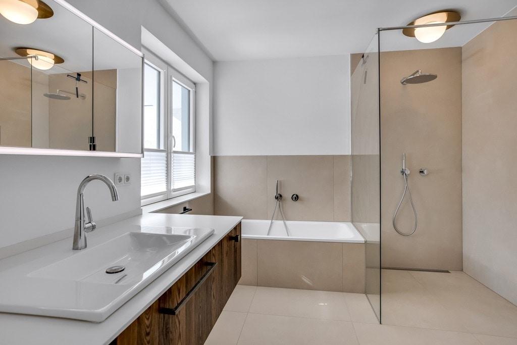 1. Obergeschoss Dusch Wannenbad