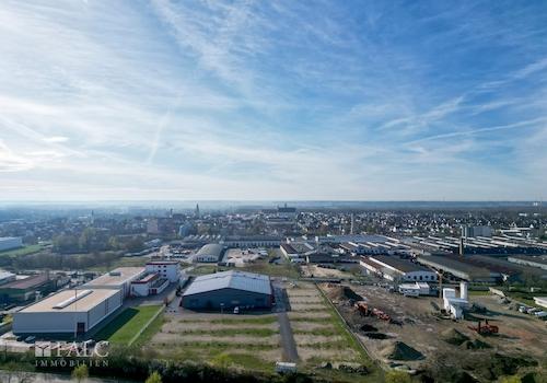 Grundstück mit Halle Blick Süd